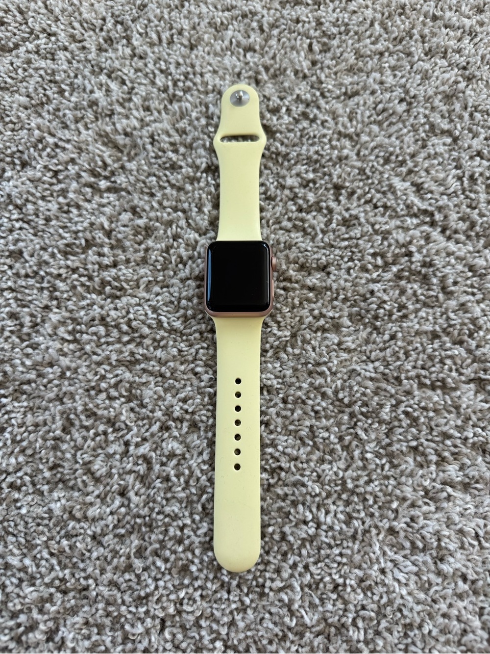 Apple Watch Series 3 38mm Rose Gold Aluminum GPS + Cellular w/ Band & Charger